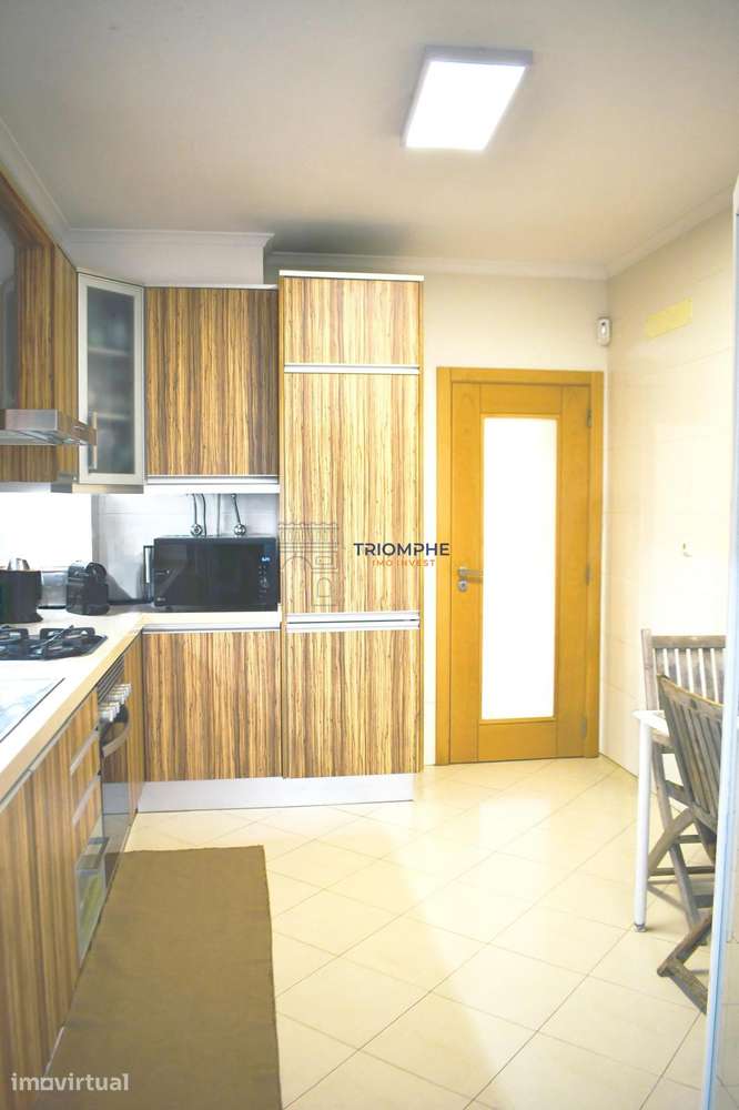 Apartamento T2 Condomínio Privado Alcabideche Piscina - Grande imagem: 3/17