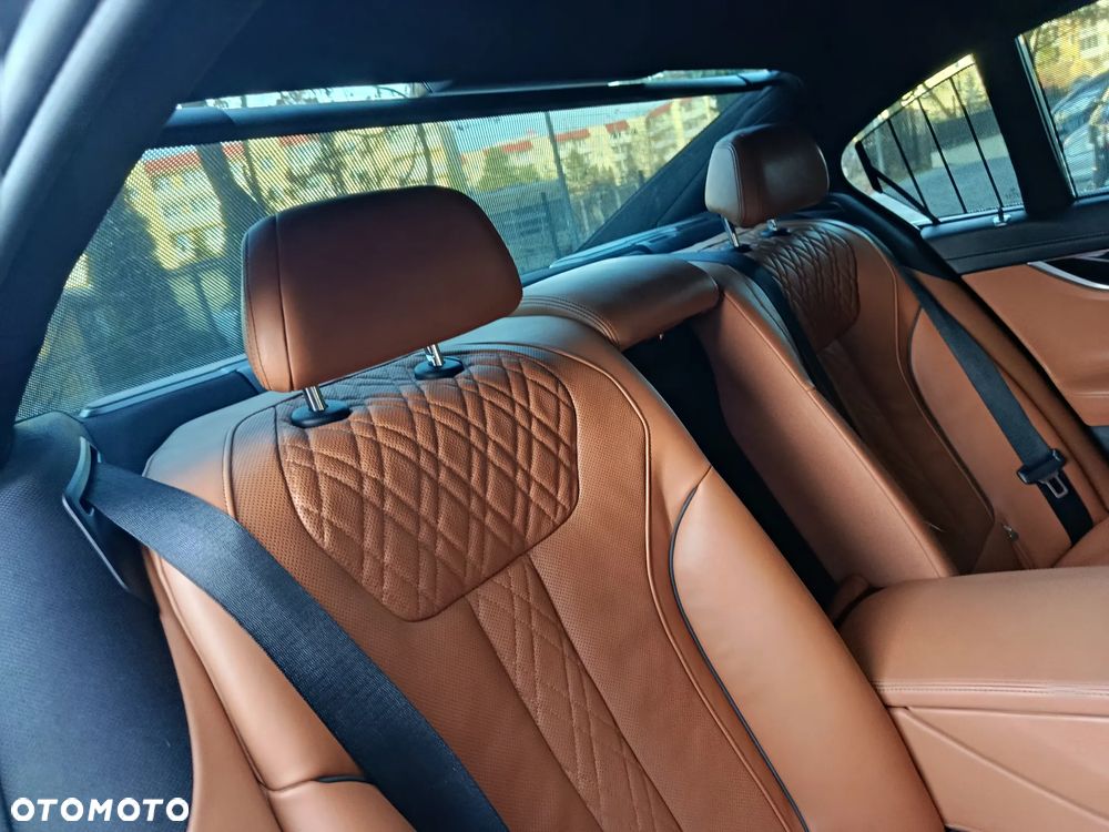 BMW Seria 7 730d xDrive - 25
