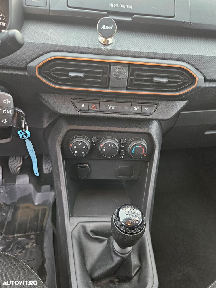 Dacia Sandero Stepway ECO-G 100 MT6 Essential - 12