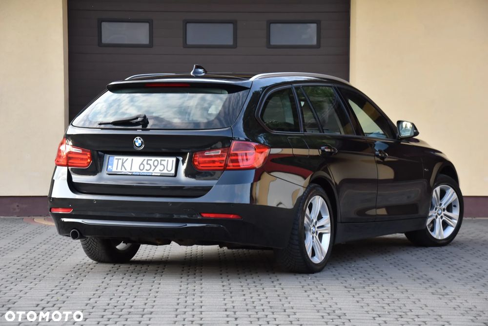 BMW Seria 3 320d Sport Line - 7