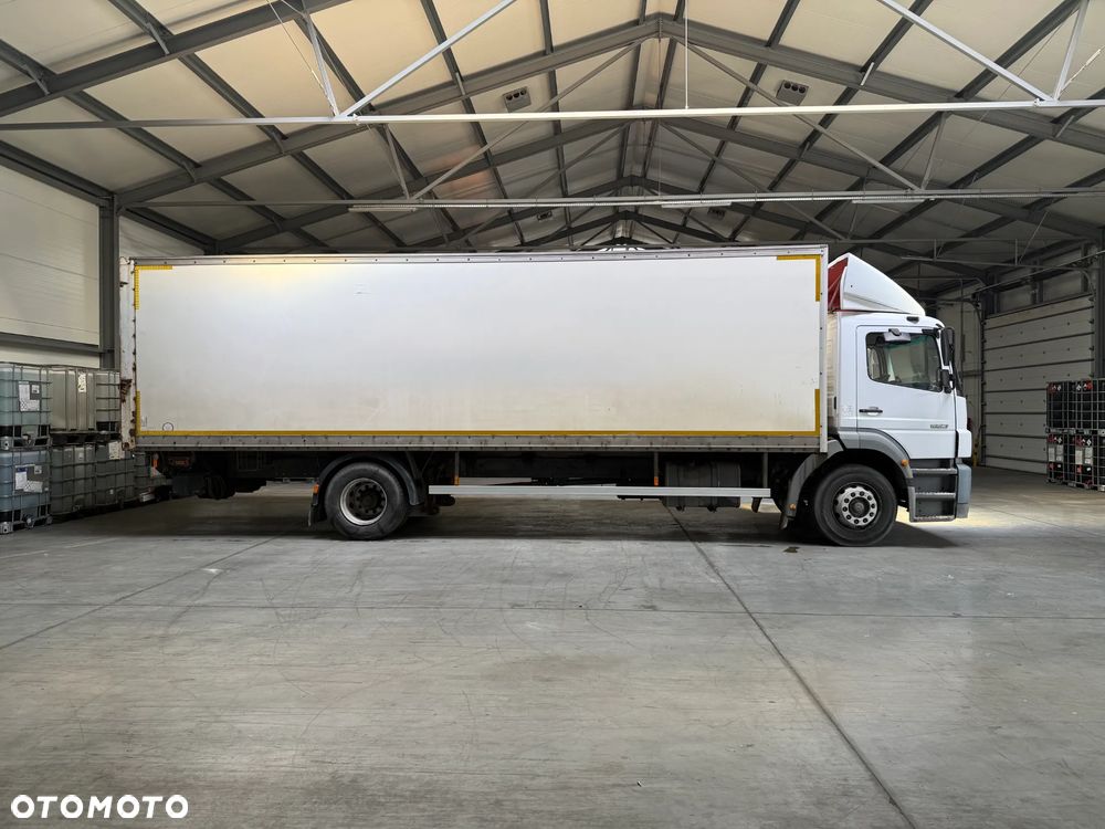 Mercedes-Benz AXOR - 4