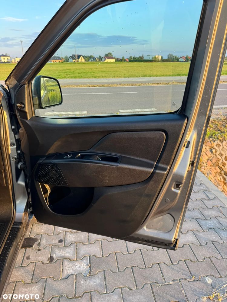 Fiat Doblo - 23