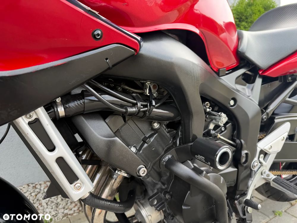 Yamaha FZ - 41