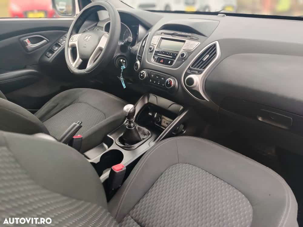 Hyundai ix35 1.7 CRDI 2WD Comfort - 4