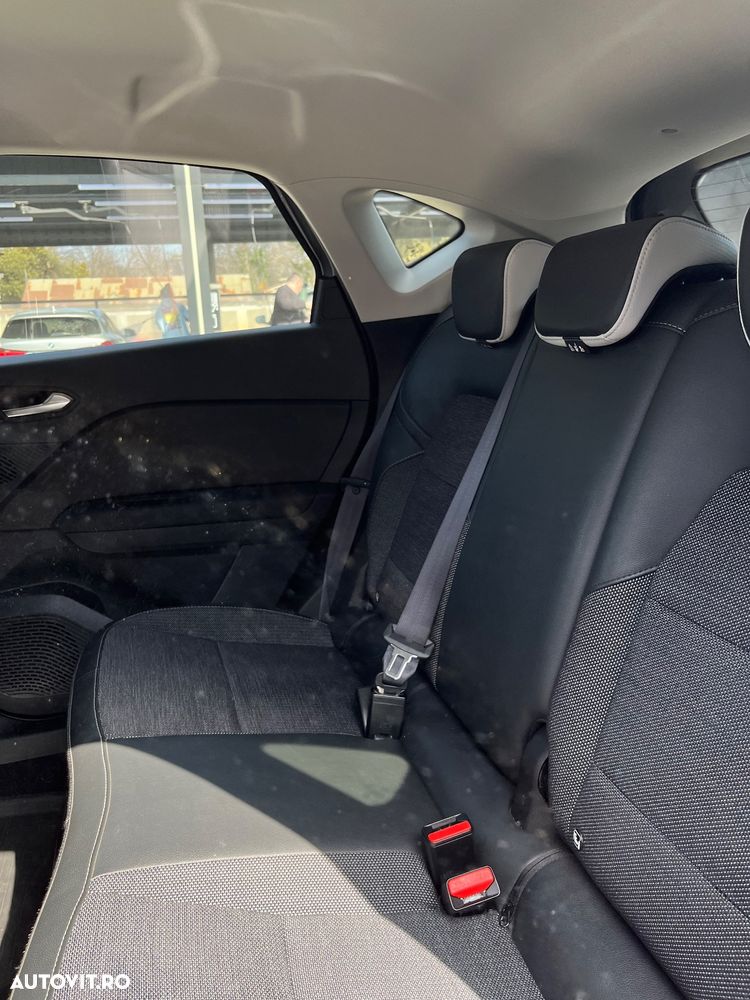 Renault Captur 140 EDC MHEV Techno - 15