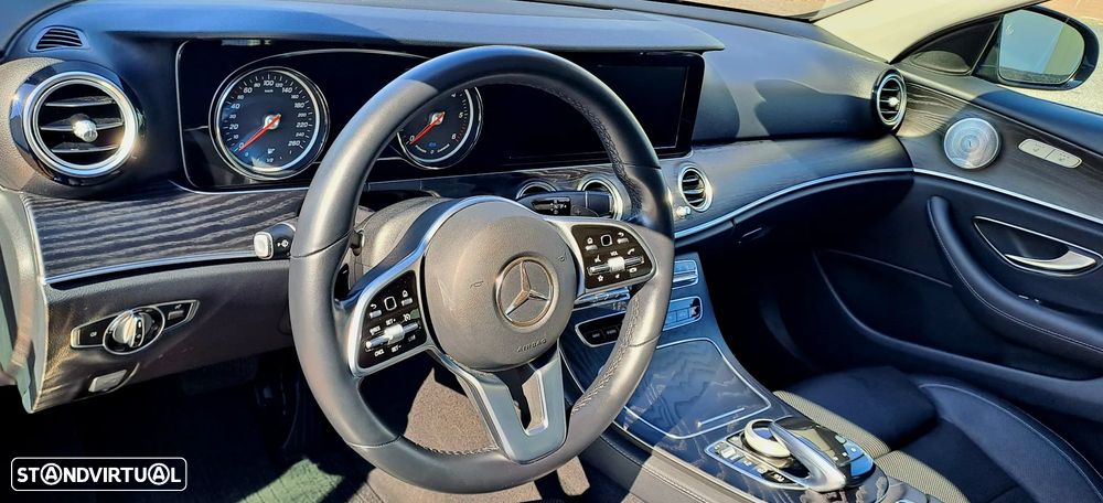 Mercedes-Benz E 300 Bluetec Hybrid Avantgarde - 32