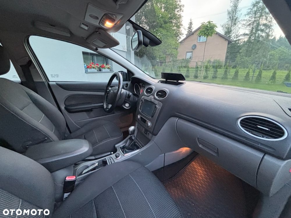 Ford Focus 1.6 TDCi Titanium - 11
