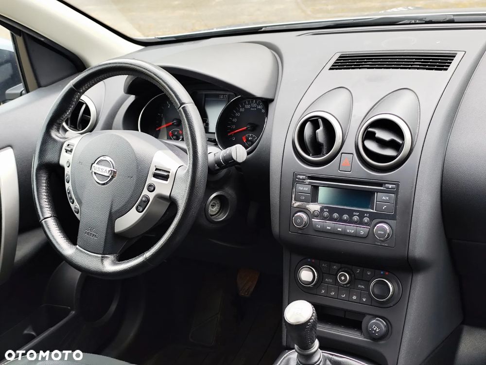 Nissan Qashqai - 12