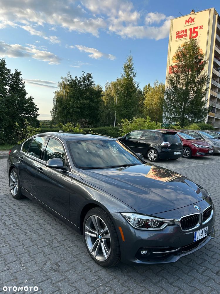 BMW Seria 3 330i xDrive Sport Line - 5
