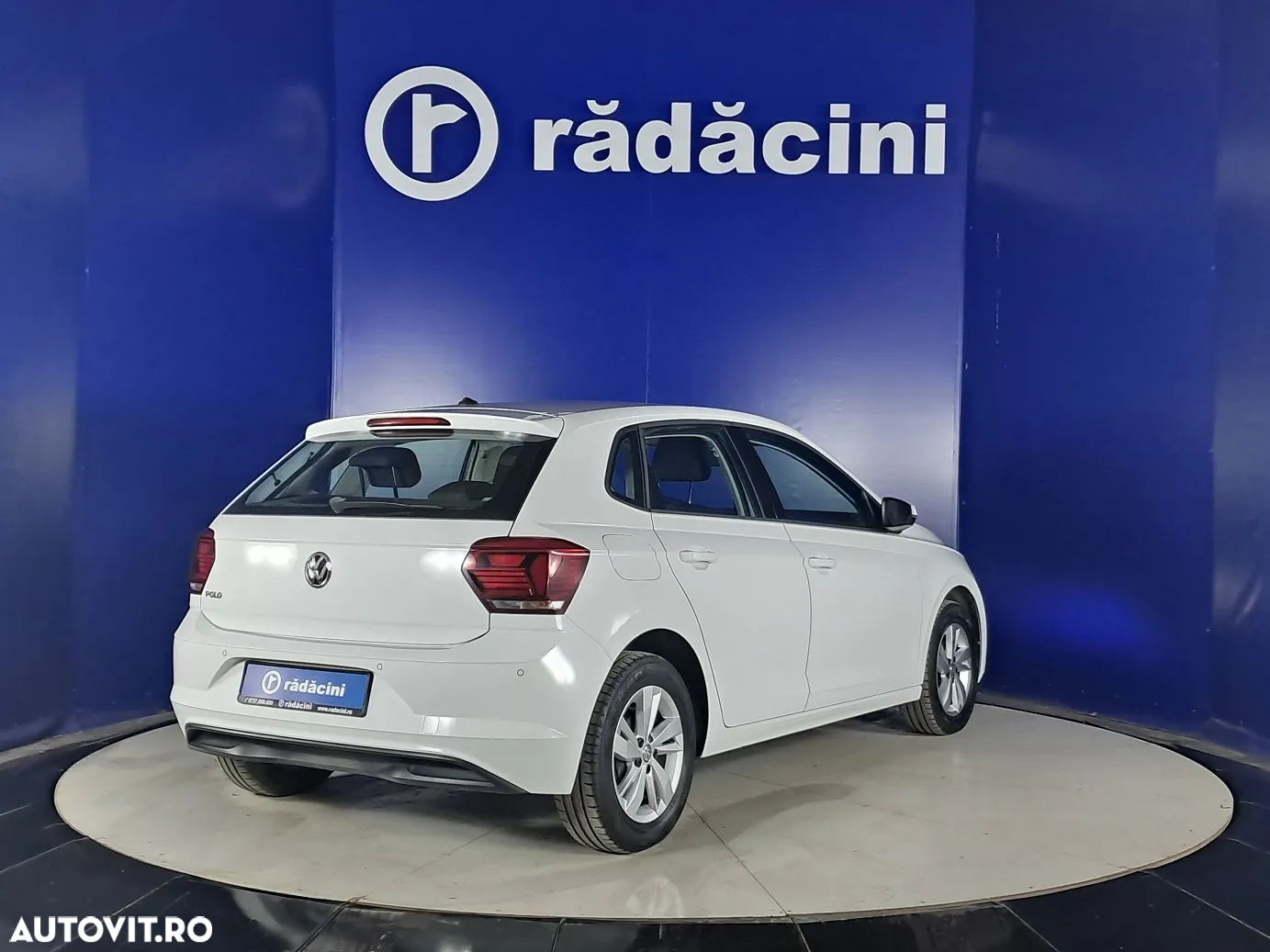 Volkswagen Polo - 7
