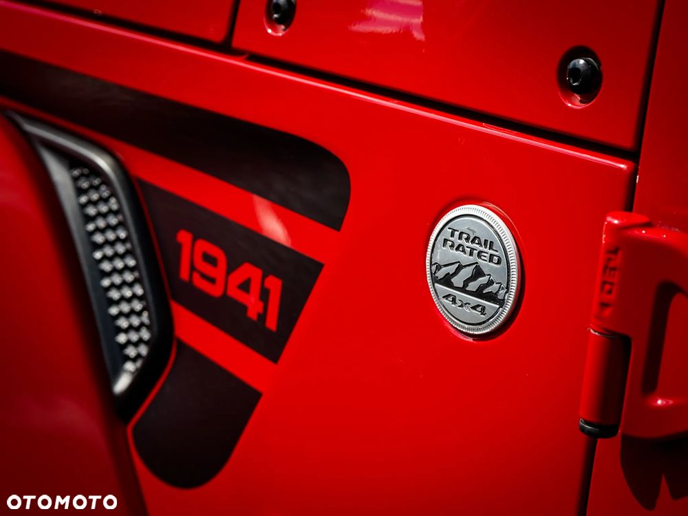 Jeep Wrangler - 10