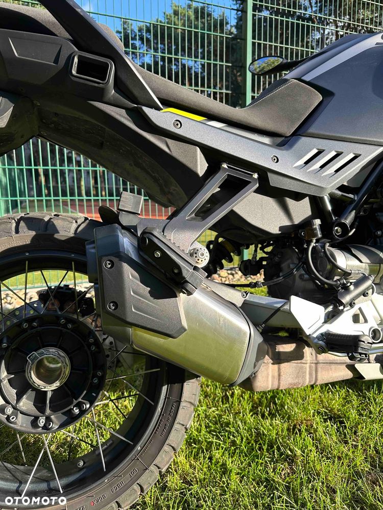 Moto Guzzi Stelvio - 11