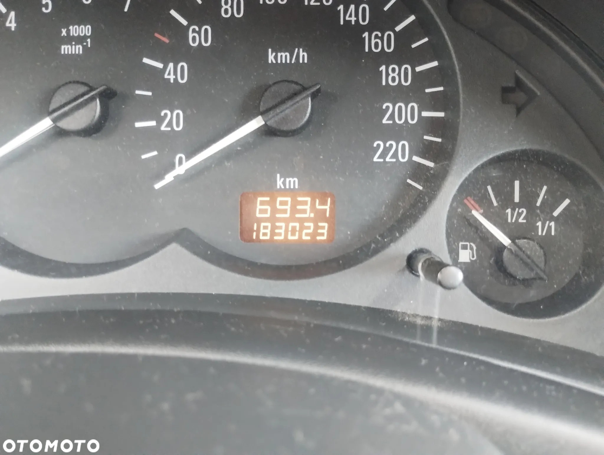Opel Corsa - 8