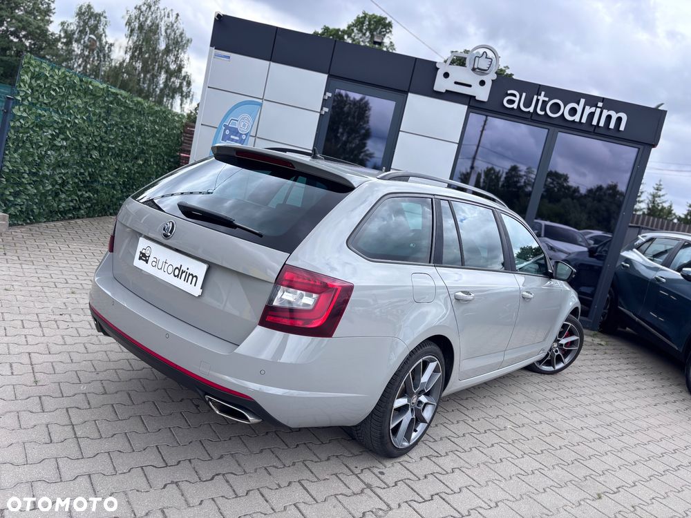 Skoda Octavia 2.0 TSI RS - 14