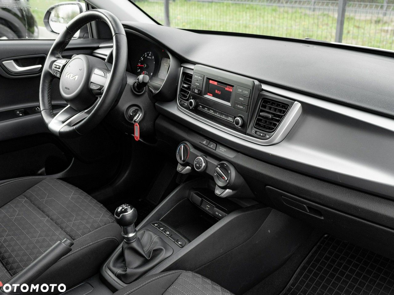 Kia Rio 1.2 M - 33