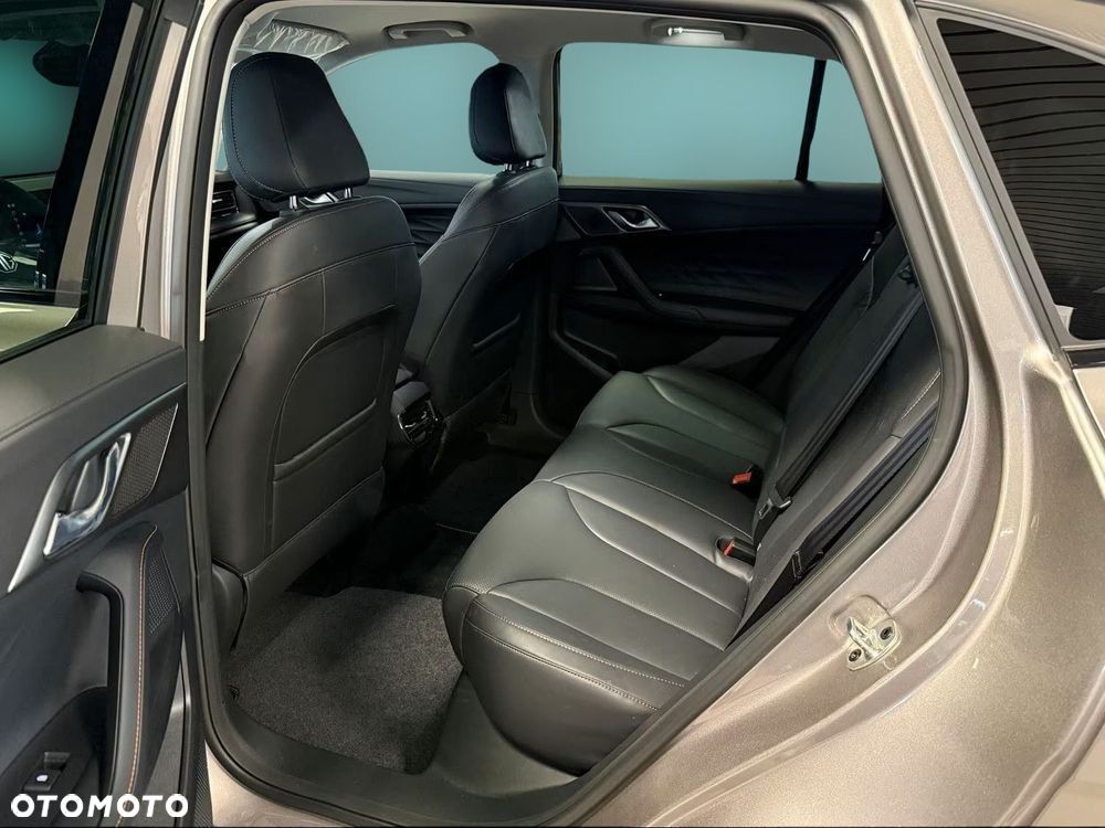 MG HS 1.5T HEV+ Exclusive - 11