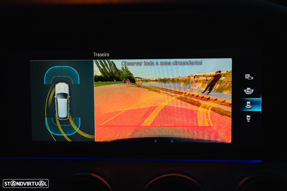 Mercedes-Benz E 300 de Avantgarde - 29