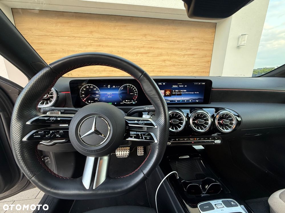 Mercedes-Benz Klasa A 250 e PHEV AMG Line 8G-DCT - 9