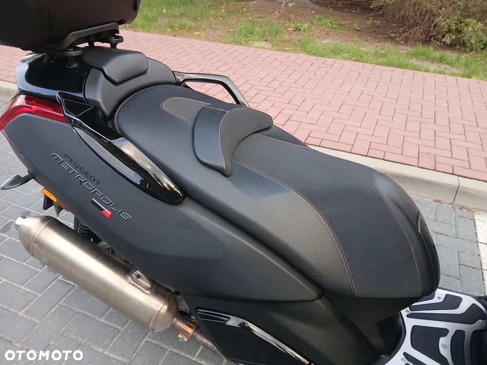 Peugeot Metropolis - 27