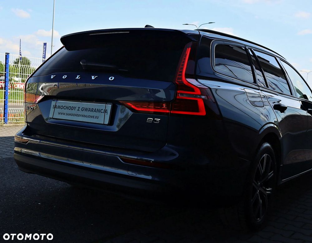 Volvo V60 B3 B DKG Core - 14