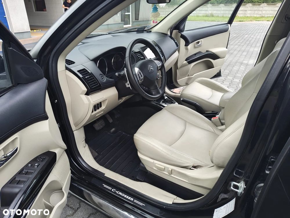Citroën C-Crosser 2.2 HDi Exclusive DCS - 6