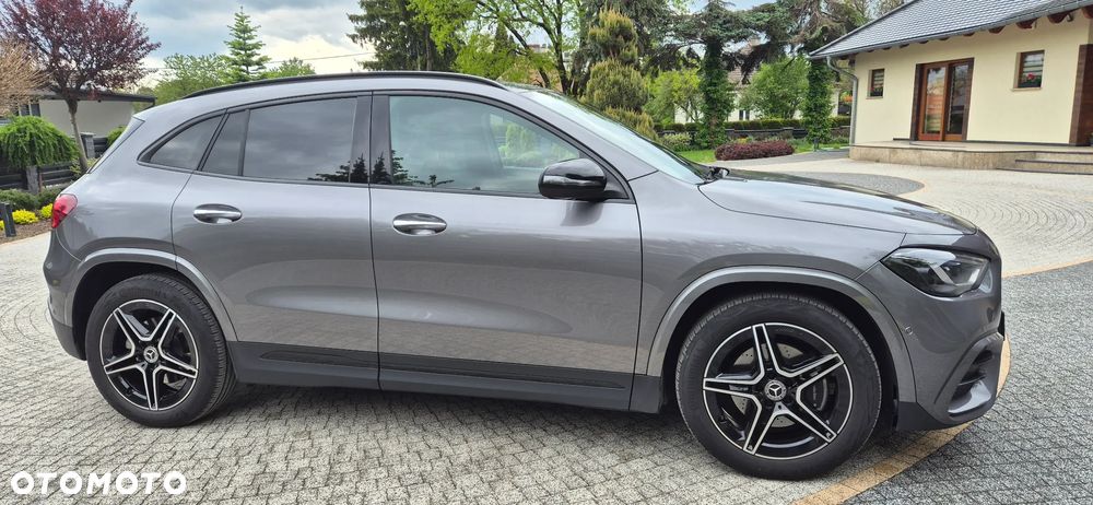 Mercedes-Benz GLA 220 d 4-Matic AMG Line - 4