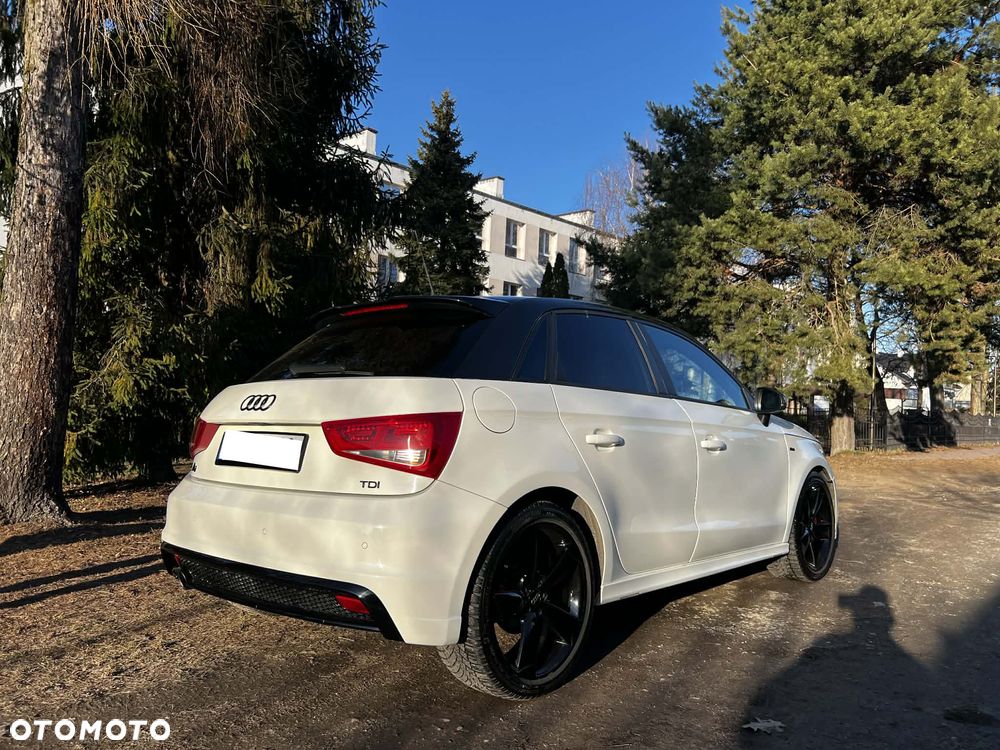 Audi A1 Sportback 1.6 TDI Ambition S tronic - 3