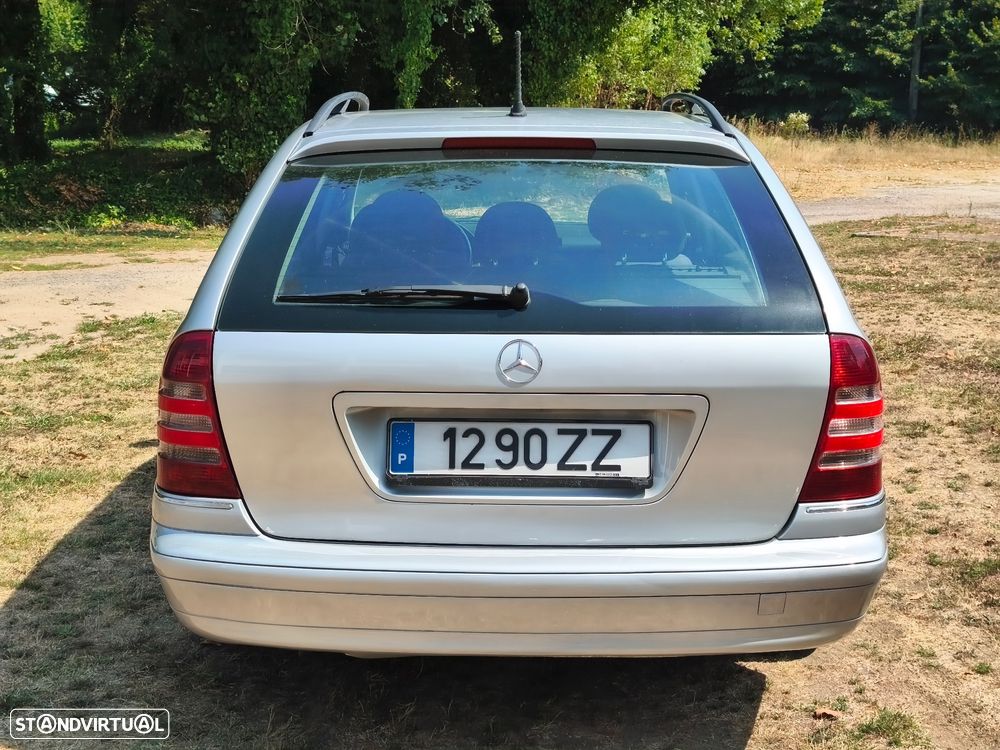 Mercedes-Benz C 220 — fotografia 54