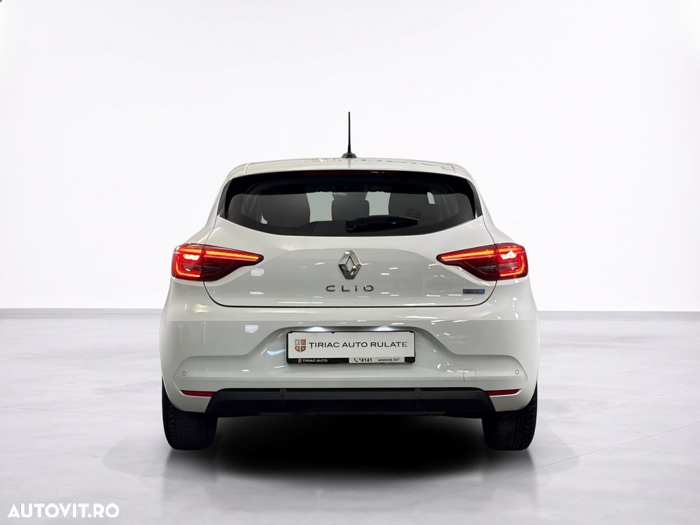 Renault Clio - 5