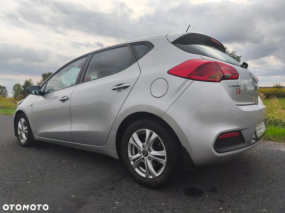 Kia Ceed 1.6 CRDi L - 8