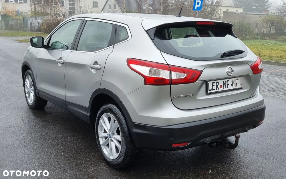 Nissan Qashqai 1.6 dCi Xtronic TEKNA+ - 7