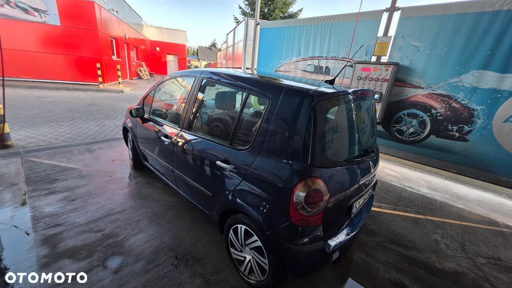 Renault Modus - 13
