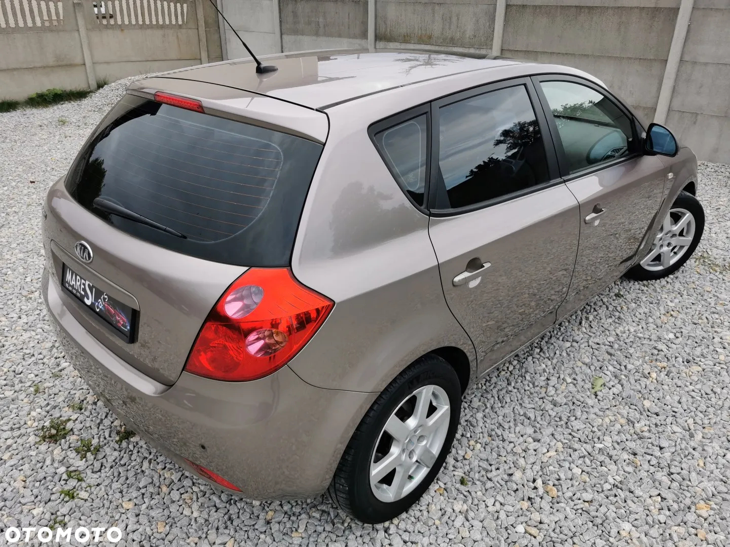 Kia Ceed - 29