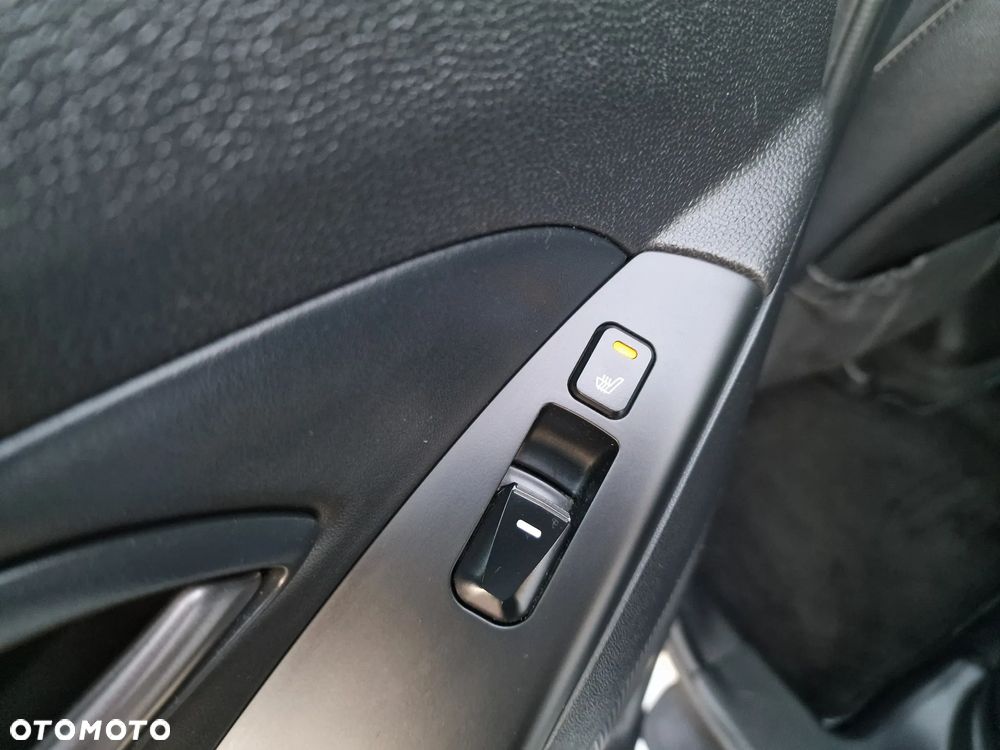 Hyundai ix35 2.0 CRDi Premium 4WD - 35