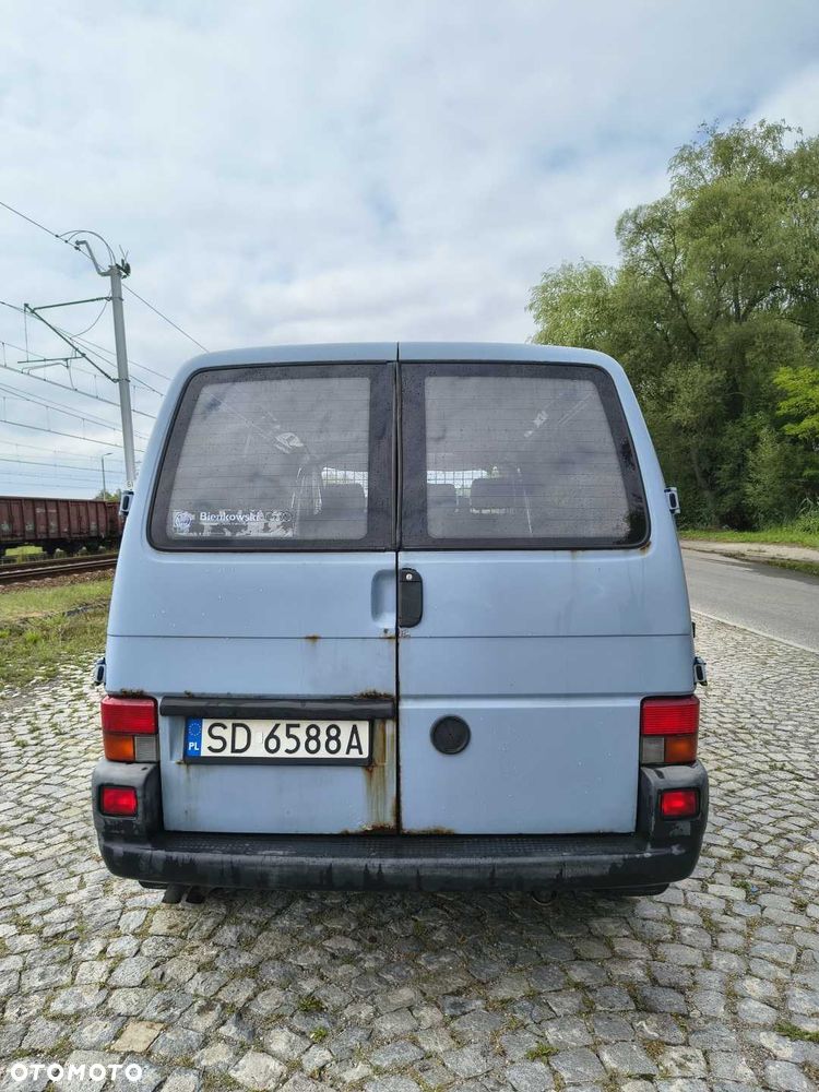 Volkswagen Transporter - 3