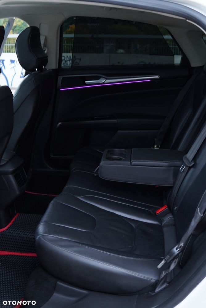 Ford Mondeo - 14