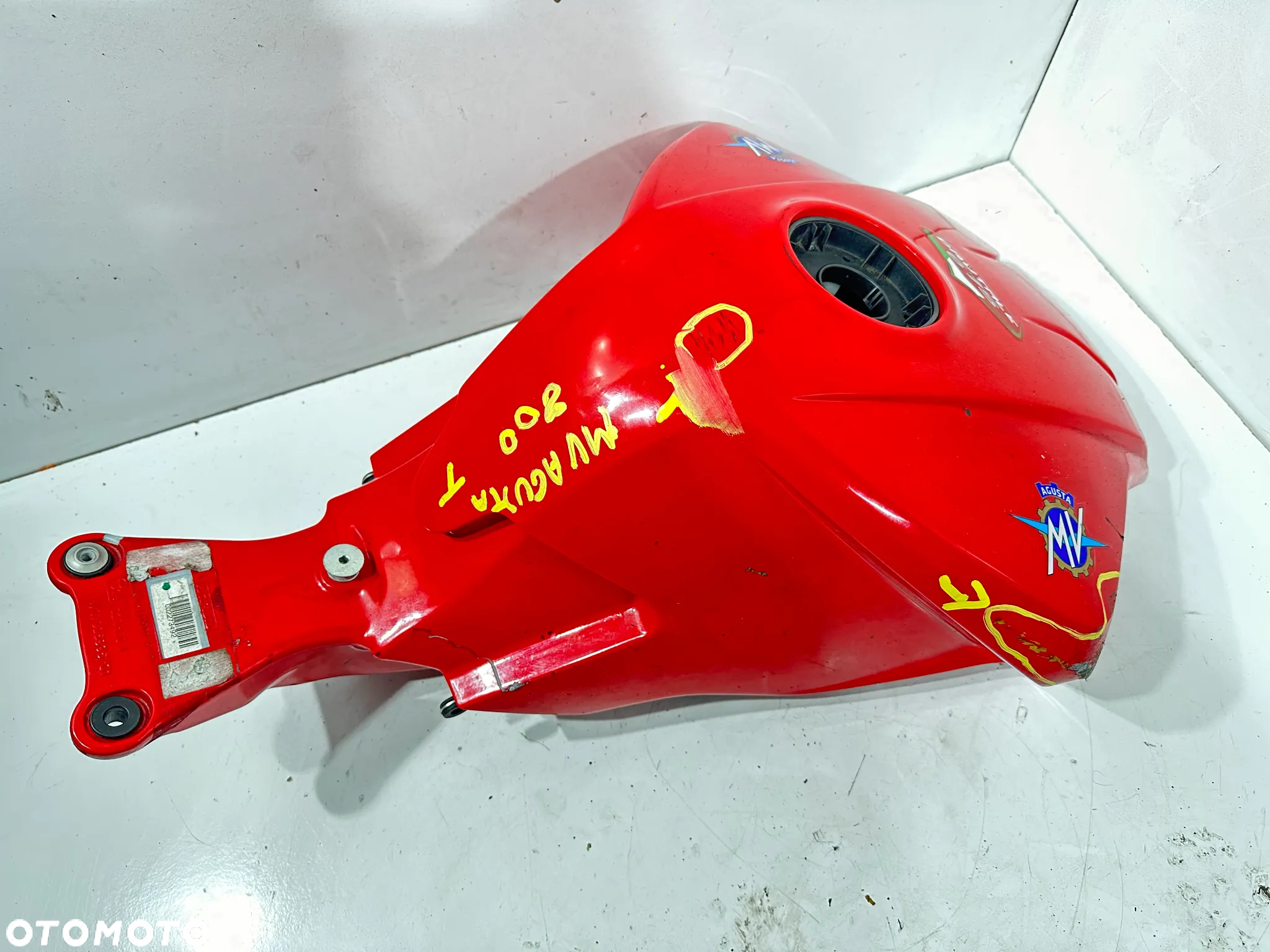 Zbiornik paliwa BAK   MV AGUSTA 800 Brutale - 2