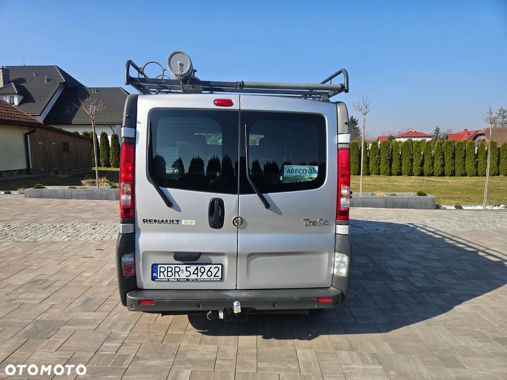 Renault TRAFIC - 4