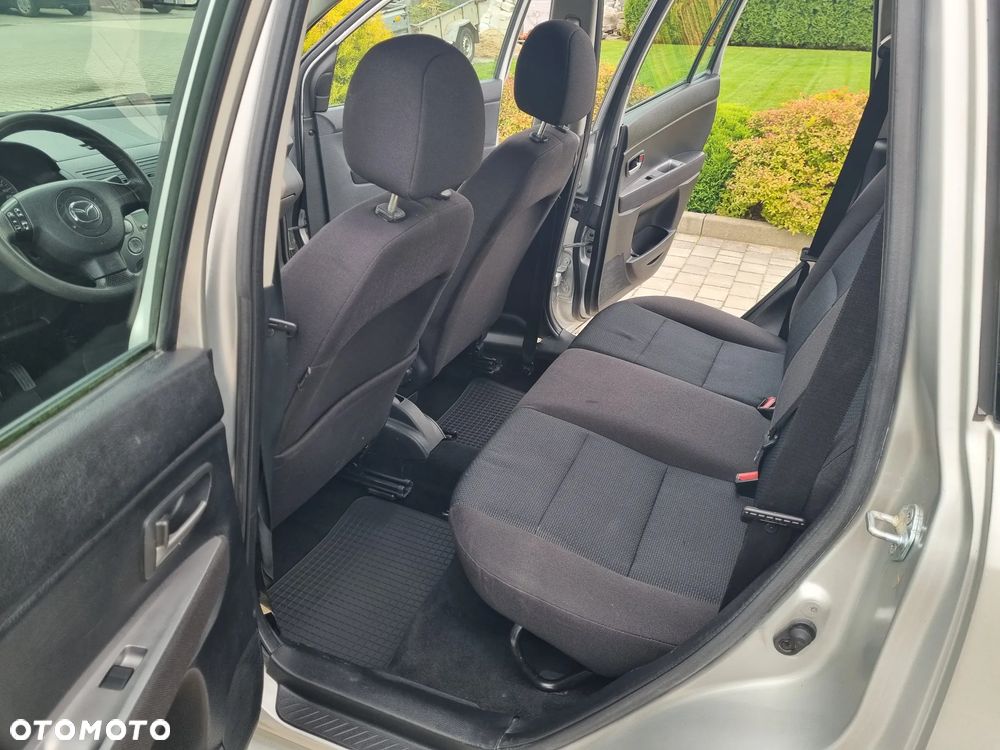 Mazda 2 - 7