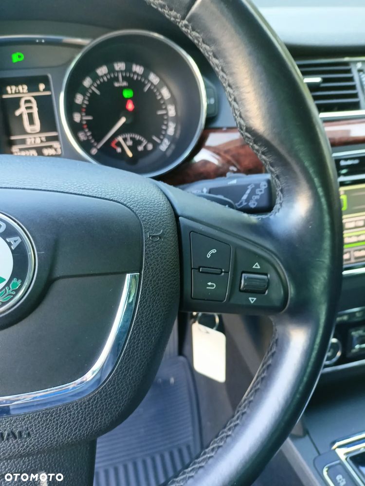 Skoda Superb 3.6 V6 4x4 DSG Elegance - 15