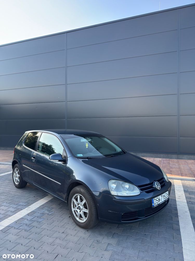 Volkswagen Golf 1.4 FSI Comfortline - 1
