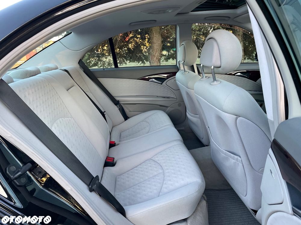 Mercedes-Benz Klasa E 220 CDI Automatik Classic - 13