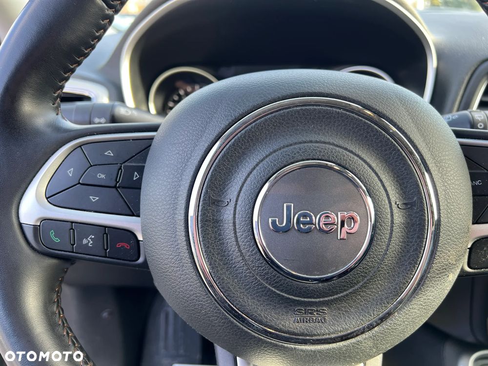 Jeep Compass - 12