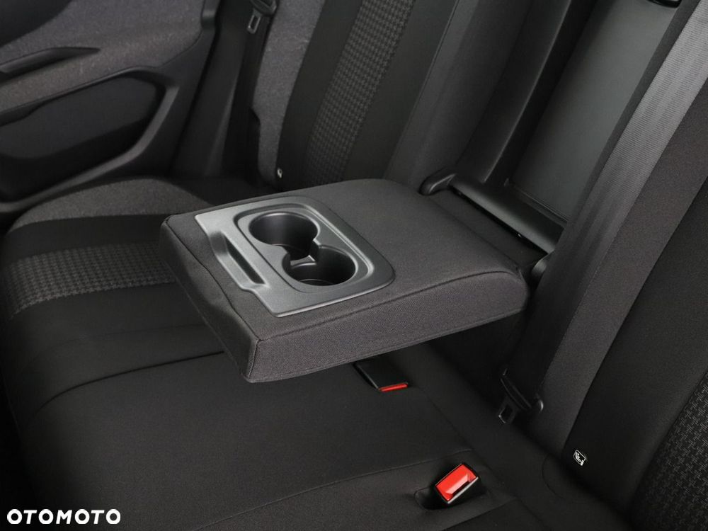 Peugeot 3008 1.2 PureTech Active S&S - 38