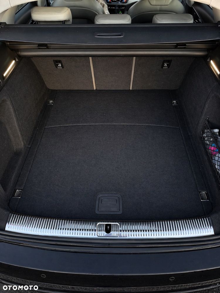 Audi A4 Avant 2.0 TDI Sport S tronic - 13