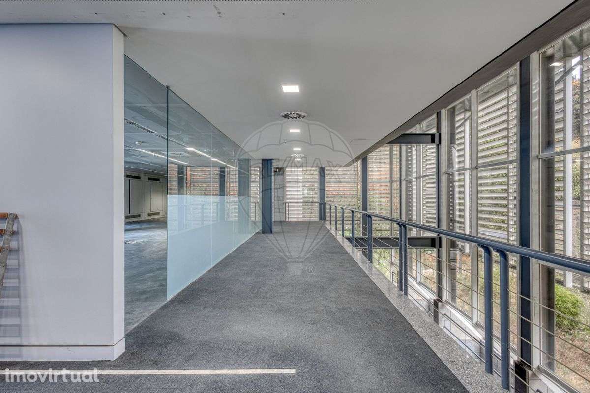 Escritório  para arrendamento - Grande imagem: 4/12