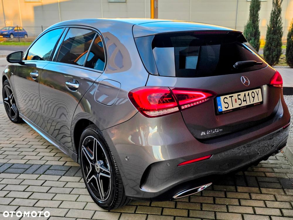 Mercedes-Benz Klasa A 250 E AMG Line 8G-DCT - 14