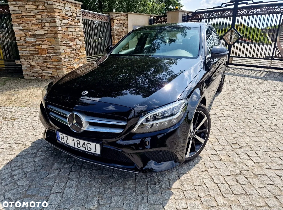 Mercedes-Benz Klasa C 180 9G-TRONIC - 2