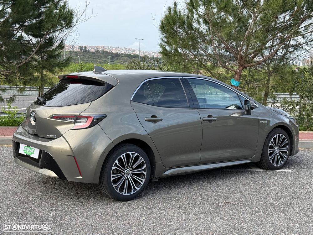 Toyota Corolla 1.8 Hybrid Exclusive - 6