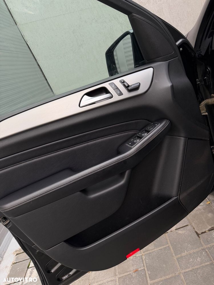 Mercedes-Benz ML 250 BlueTEC 4MATIC Aut - 25